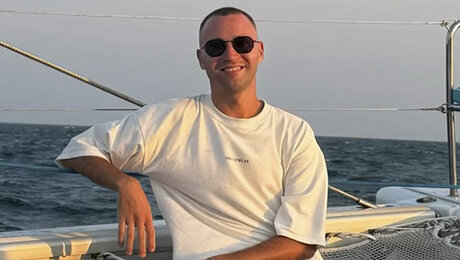 Что за мужик на аве у Бумыча? Разбираемся в новом тренде