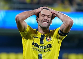 Парадокс сезона: «Вильярреал». В Ла Лиге – топ-3 и борьба с «Реалом», в ЛЧ – на самом дне