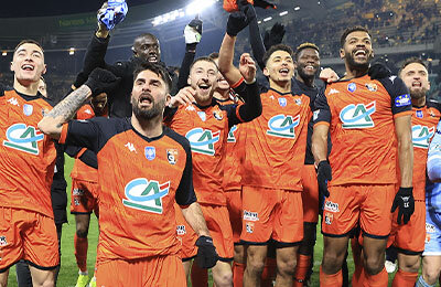 «Мы их хорошенько отсмурфили!» 25 фактов про «Лаваль» – французский сюрприз из детских воспоминаний Зидана