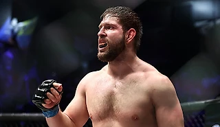 Раздражает кавказцев, вызывал Емельяненко, продает детскую одежду. 15 фактов про сильнейшего тяжа России