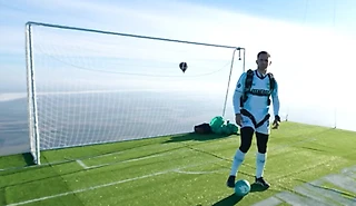 «Месси скажет, что это нейросеть». Российский блогер исполнил Siiii на высоте 1700 метров – лайкнул даже IShowSpeed