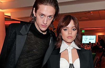 Дженна Ортега, Перси Хайнс Уайт, Актеры, Сериалы, Netflix, Уэнсдэй