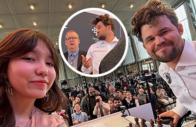 Как неловко! Карлсен согласился на селфи с соперницей, а потом попросил судей забрать у нее телефон