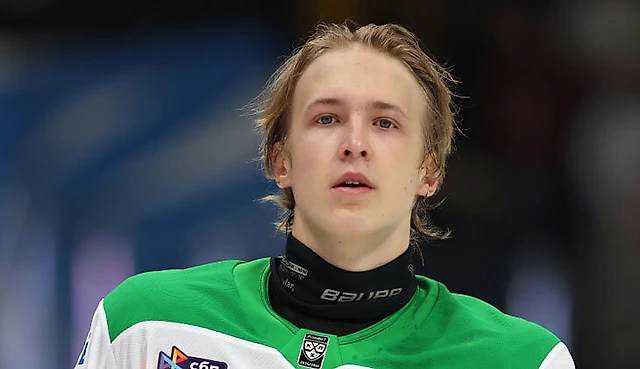 Лидер «Салавата» уехал в сборную. Да, прямо во время сезона КХЛ