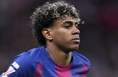 Ямаль психует: не праздновал победный гол и что-то высказывал Флику. Снова 0+0 в важном матче