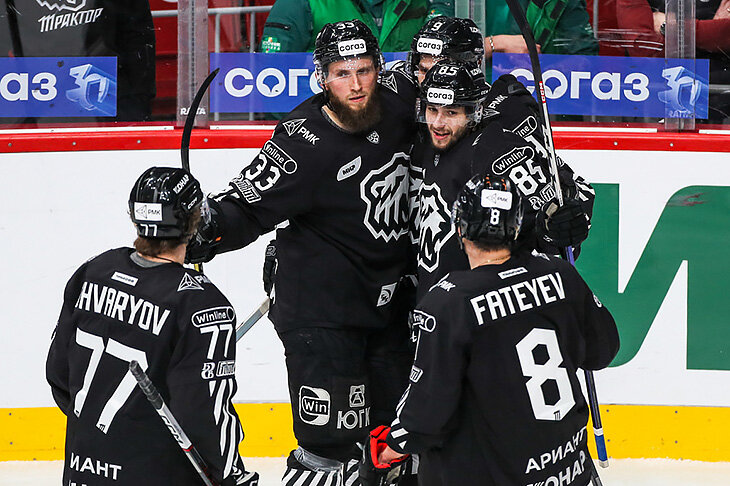 «Трактор» снял проклятье третьего периода. Победу над «Спартаком» принес видеотренер!