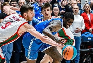 «Зенит» – в финале после 7-матчевой рубки! Паскуаль переиграл Ведищева, Бэйкон установил еще один рекорд