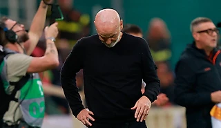 «Фиорентина» упала на последнее место и уволила Пиоли. Возможно, позовут экс-тренера «Спартака»