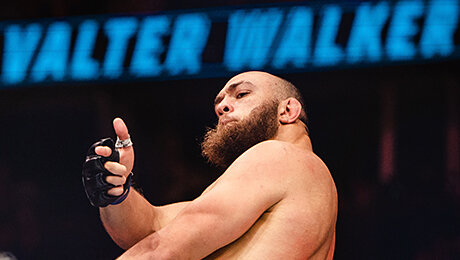 «Россия – мой дом!» Бразилец в UFC вышел под «Матушку Землю» и чуть не оторвал сопернику ногу