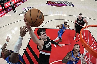 У «Тандер» первое поражение. Чемпионы отдали +22 обезумевшим «Блейзерс»