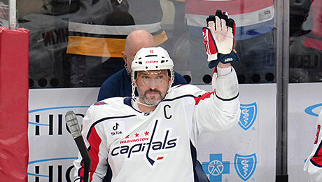 Болельщики «Питтсбурга» стоя поздравили Овечкина с 900-м голом. Вот это уважение!