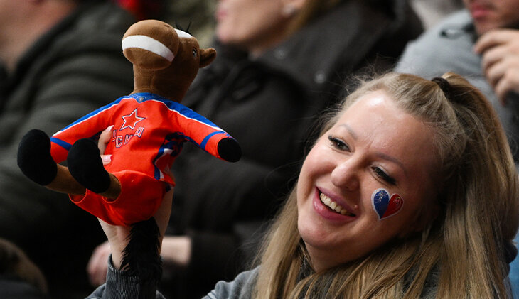 Чем порадовать себя и близких 11.11 в фан-шопах клубов КХЛ?