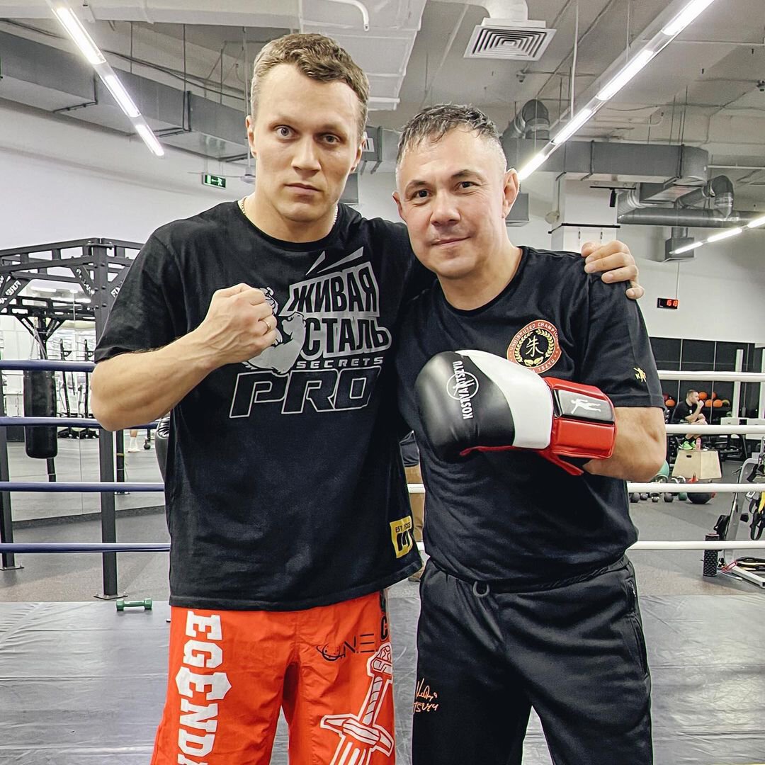 Переводил Kizaru деньги, когда ему нечего было жрать». Блогер-боец Артем  Тарасов – о непереходе в UFC и работе физруком - Блоги - Sports.ru