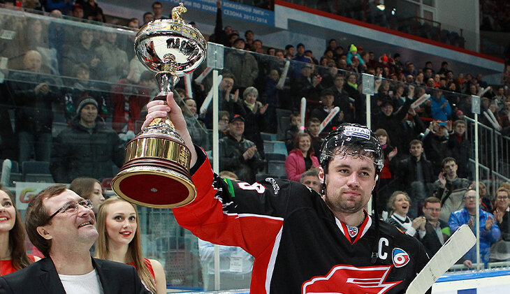 Фотография поста в ленте Утешительный и самый экзотичный турнир в КХЛ – Кубок Надежды. Когда-то за него бился даже «Авангард»