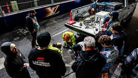 «Ф-1» цензурирует Гран-при Лас-Вегаса? Заткнули Ферстаппена, скрыли проблемы с треком