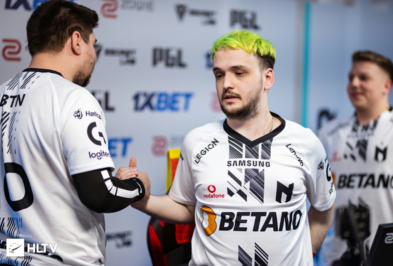 В CS не осталось тир-2 турниров. Valve забанила двух крупных ТО