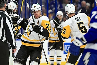 Кучерова обокрали! Сначала Малкин, а потом и судьи