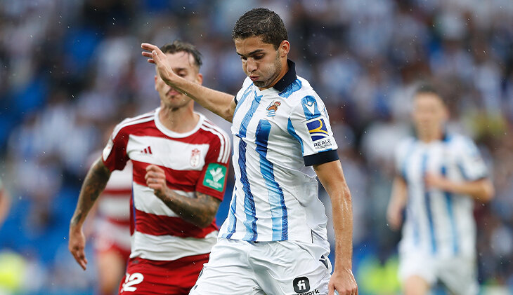 Захарян сыграет с мадридским «Реалом», повторит подвиг Смолова? Даже на гол открыли линию