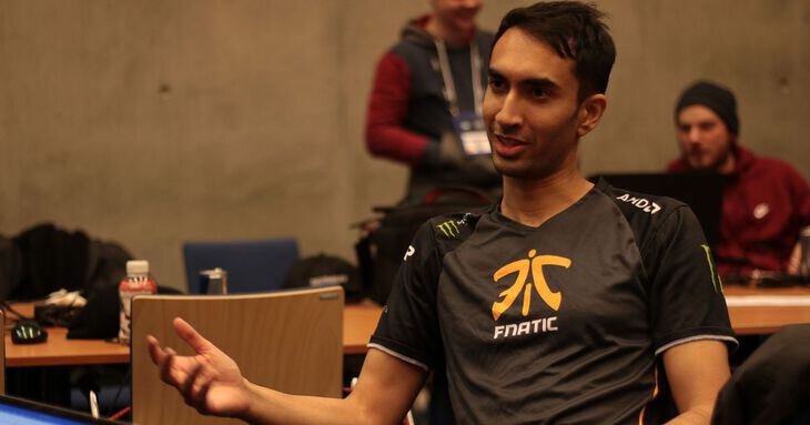 Что мы знаем о Universe? Нашел Сумаила, играл в шахматы