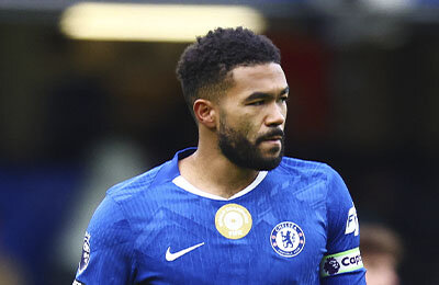 Джеймс наконец вернулся? Проходит 2025-й без травм