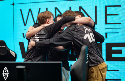 Mouz, Ставки на киберспорт, Team Yandex, Tundra Esports, Falcons, BLAST Slam, Ставки на Dota 2