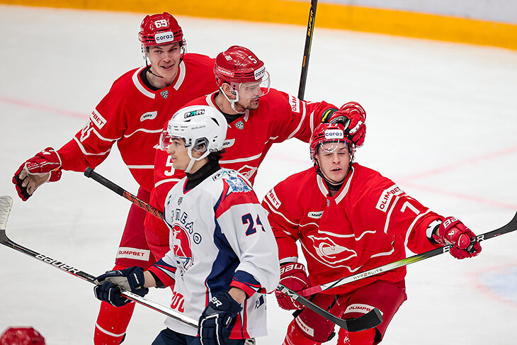 Мощный камбэк «Спартака»: отыгрались с 0:3 и забили семь голов подряд