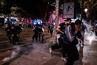 Беспорядки во Франции после ЛЧ: больше 500 задержаний, поджоги, есть погибшие