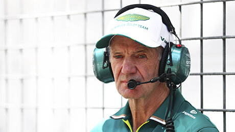 Легендарный инженер «Ф-1» впервые стал шефом команды. Разве он подходит на эту роль?!