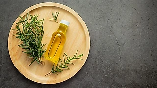 Польза и вред розмарина для здоровья человека, куда его добавляют