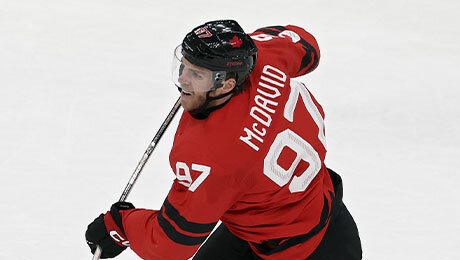 Макдэвид побил олимпийский рекорд – и вытащил Канаду в финал!