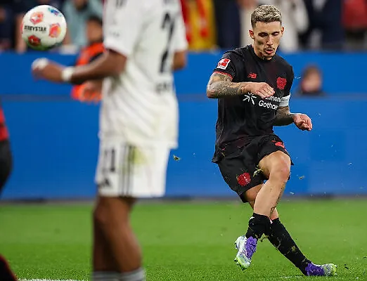 Алекс Гримальдо бьет штрафные лучше всех в мире