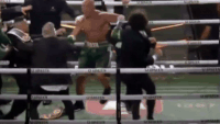 Легенду MMA вырубил мужик в смокинге – в потасовке после грязного боя