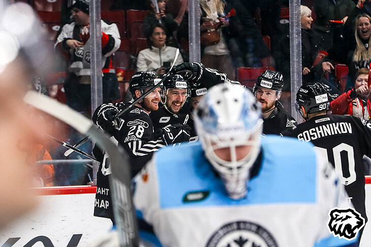 «Сибирь» так и не вернулась в гонку за плей-офф. В матче с «Трактором» все решили 15 секунд