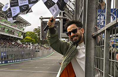 Linkin Park – на «Ф-1» в Бразилии! Майку Шиноде даже доверили клетчатый флаг