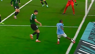 Скандал в Первой лиге: не поставили три пенальти и отменили чистый гол «Родины» 🤔