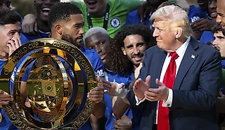 Трамп на финале КЧМ: жал руку Сафонову, примазался к чемпионскому «Челси»