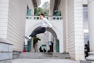 Япония vs Южная Корея глазами паркурщика Арчи Арояна