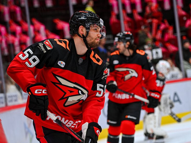 Безумие в «Авангарде»: не считают деньги и убирают тренеров, но ничего не помогает