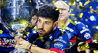 «Я сказал Зайву: «GOAT здесь». Ларионов выхватил Спинкса