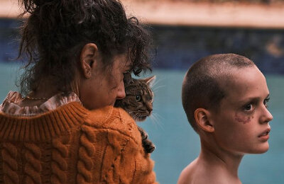 Верни её из мёртвых, Фильмы, Трейлеры фильмов