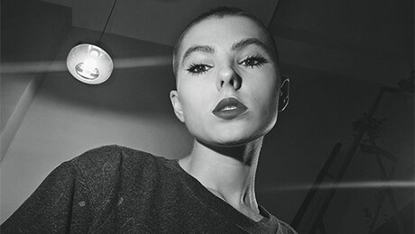 Умерла блогер Ира Небога. Она вдохновляла тысячи людей своей борьбой с раком