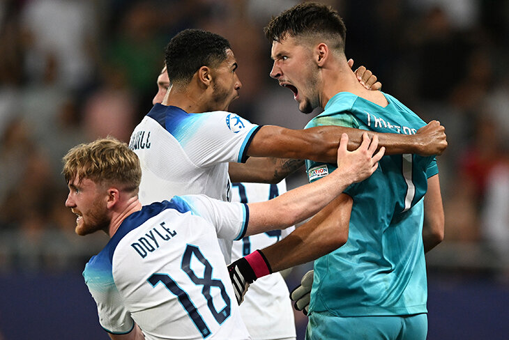 Англия с драмой взяла Евро U-21! Спасибо вратарю: потащил пенальти на 90+7 и вообще не пропустил на турнире 