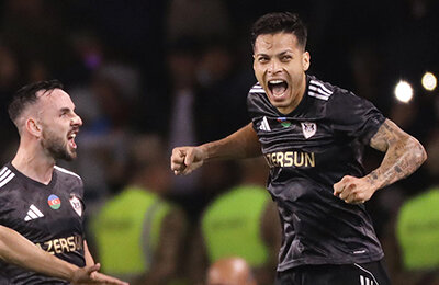 Лига чемпионов УЕФА, Бенфика, Атлетико, Наполи, Ставки на спорт, Ставки на футбол, Челси, Антонио Конте, Карабах