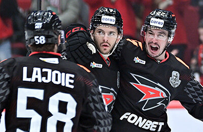 Плей-офф КХЛ: «Авангард» обыграл ЦСКА с голом в меньшинстве, «Локомотив» засушил Уфу