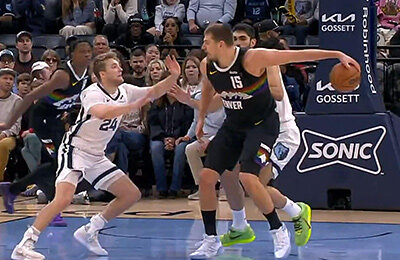 Еще один абсурдный пас-шедевр от Йокича. Смакуем!