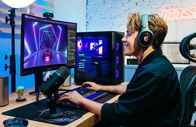 Trovo, Kick, Twitch, TikTok, VK, YouTube