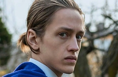 Сериалы, Перси Хайнс Уайт, Обзоры кино, Уэнсдэй