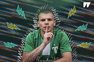«Они думали, что я умер». Вратарь выжил после удара молнии – и вернулся в футбол