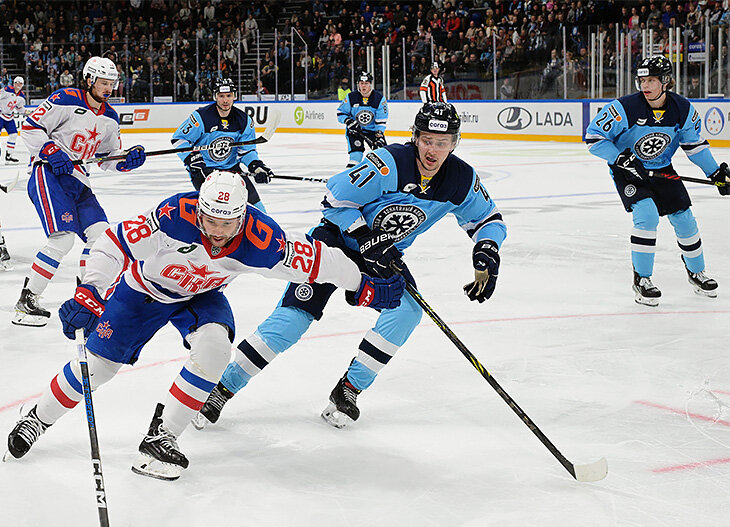 Четыре технаря «Сибири» за нарушение лимита на легионеров – минус 4 очка. Объясняем, почему КХЛ наказала