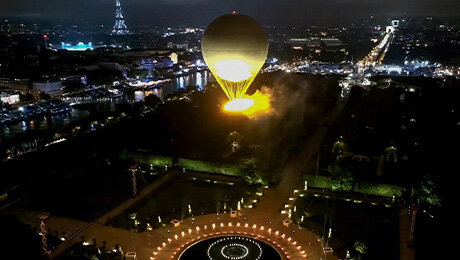 Олимпиада-2024 открыта! Огонь парит над центром Парижа! Детали уникальной церемонии: яркой и спорной